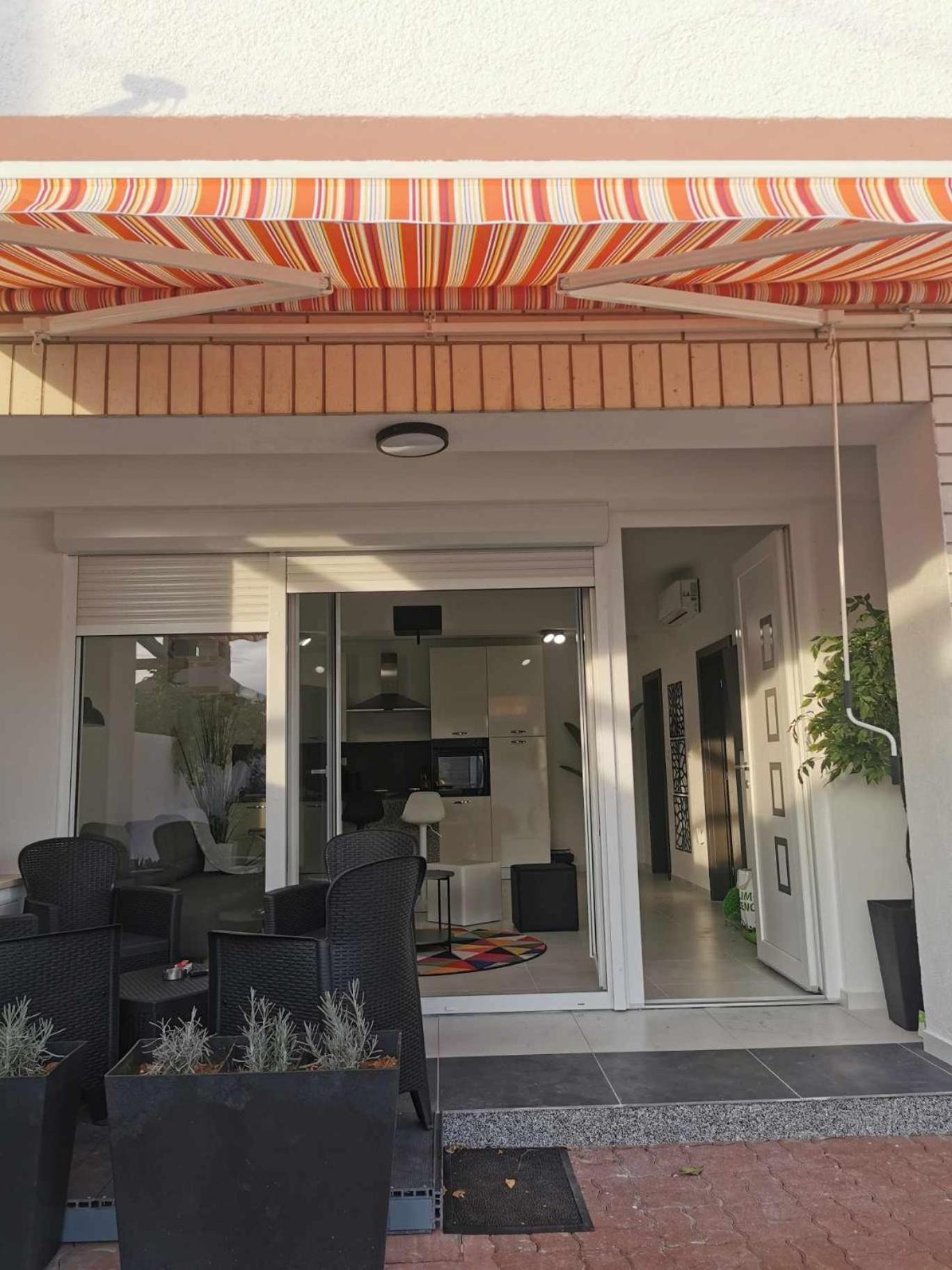 Guesthouse Nadia Senj  Bagian luar foto