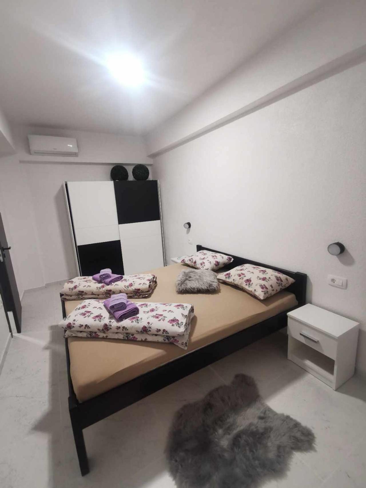 Guesthouse Nadia Senj  Bagian luar foto
